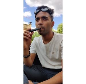 Meet your Posher, Amit